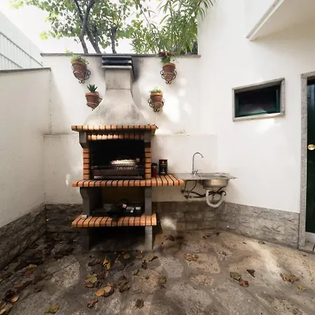 Casa vacanze Chic Coastal Pool, Garden & Vibes *